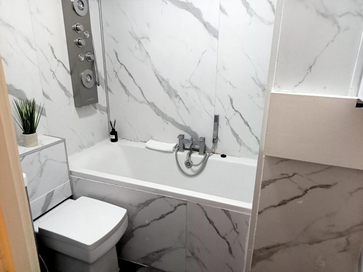 Studio Apartment In London, Bethnal Green Luaran gambar