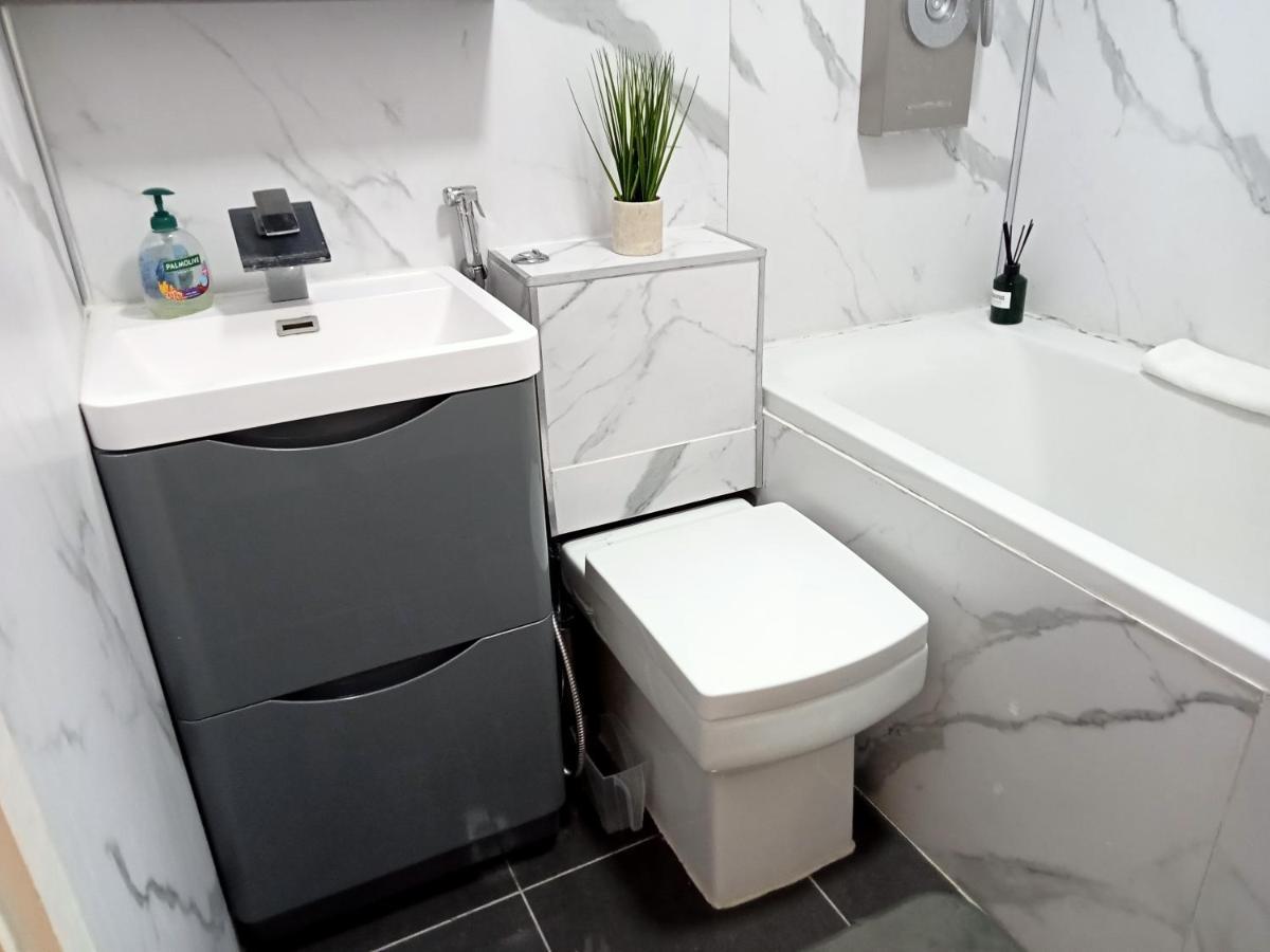 Studio Apartment In London, Bethnal Green Luaran gambar