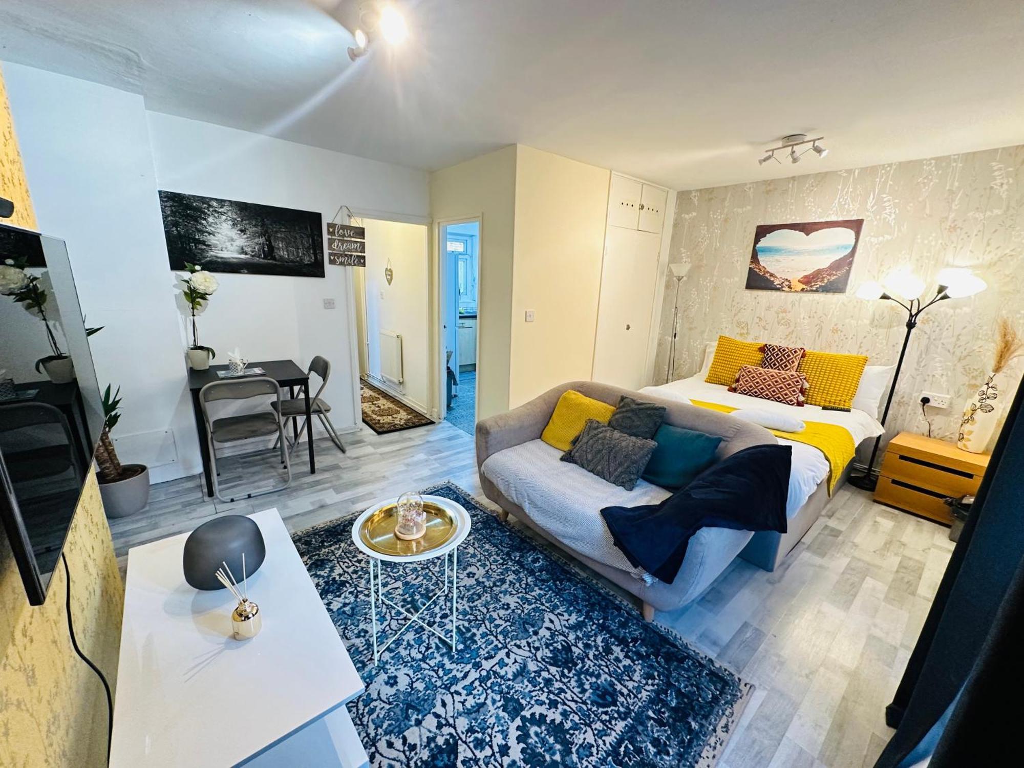 Studio Apartment In London, Bethnal Green Luaran gambar