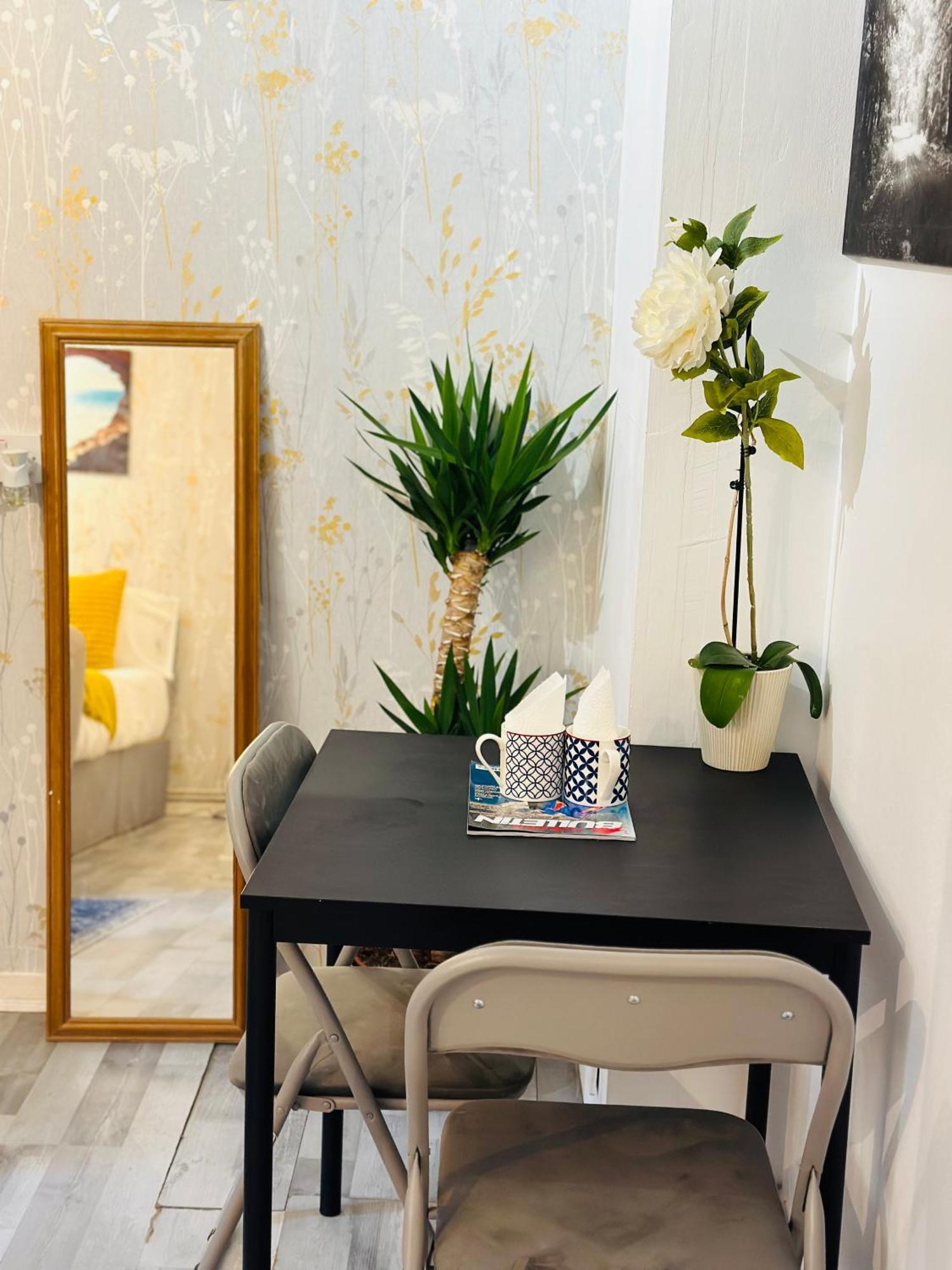 Studio Apartment In London, Bethnal Green Luaran gambar